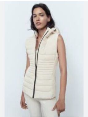 Zara Cream Quilted Hooded Puffer Vest